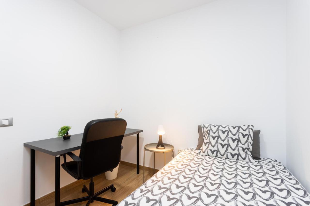 Home2Book Design Black & White Santa Cruz Home Santa Cruz de Tenerife Exterior foto