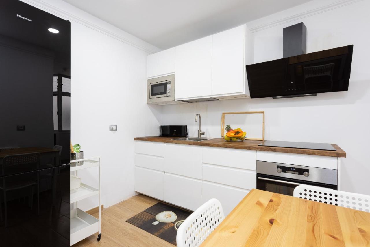 Home2Book Design Black & White Santa Cruz Home Santa Cruz de Tenerife Exterior foto